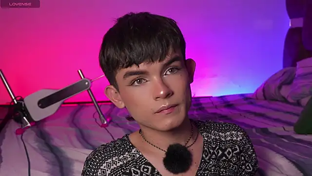 Angelo 018 online show from October 26, 3:40 am