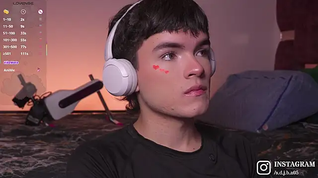 Angelo 018 online show from November 2, 6:07 am