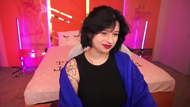 Snapshot of Miki_Kivi chatting on March 19, 9:27 pm Miki Kivi online show from March 19, 9:27 pm