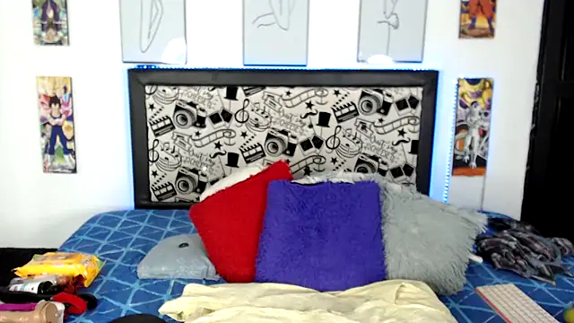 Rihana14 online show from February 23, 10:10 pm