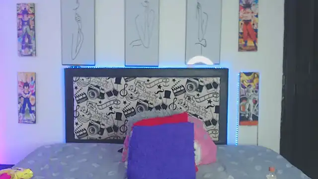 Snapshot of Rihana14 chatting on November 17, 8:46 pm Rihana14 online show from November 17, 8:46 pm