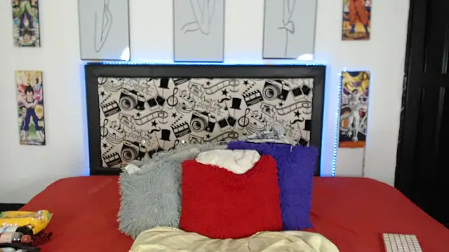 Rihana14 online show from March 4, 9:44 pm