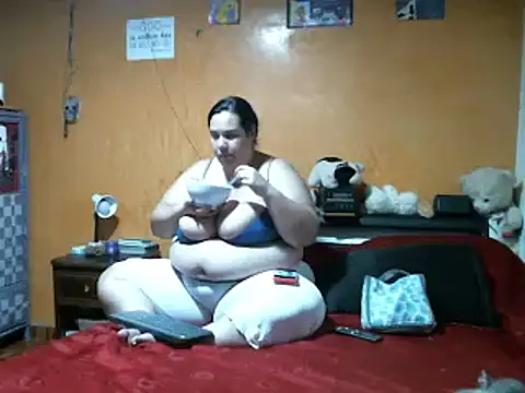 Snapshot of Dorothy_BigBoobs chatting on February 21, 7:43 pm Dorothy BigBoobs online show from February 21, 7:43 pm