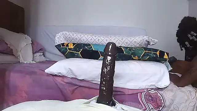 shoshortyy online show from April 3, 10:43 am