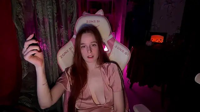 Snapshot of pearl_princess_ chatting on November 28, 11:49 pm pearl princess online show from November 28, 11:49 pm