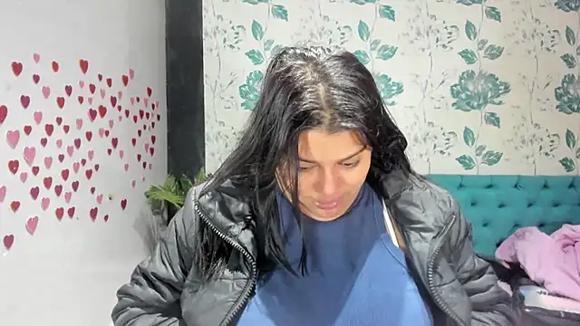LindaBreeS online show from March 21, 2:51 pm