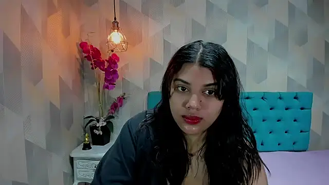 Snapshot of LindaBreeS chatting on February 21, 2:30 pm LindaBreeS online show from February 21, 2:30 pm