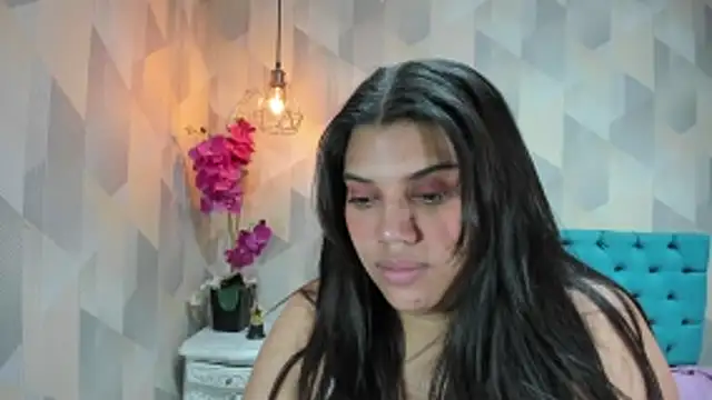 LindaBreeS online show from May 31, 3:45 am