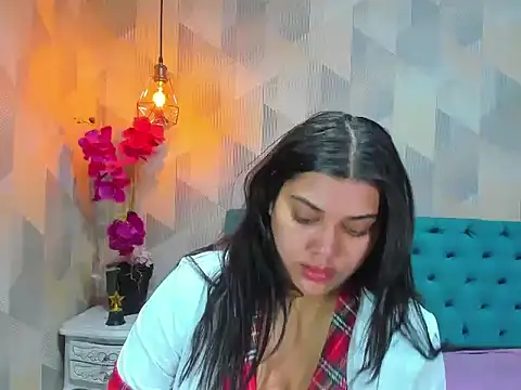 LindaBreeS online show from November 14, 10:13 pm