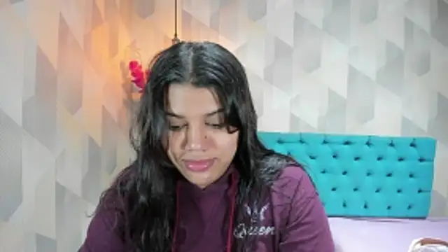 LindaBreeS online show from June 4, 1:38 pm