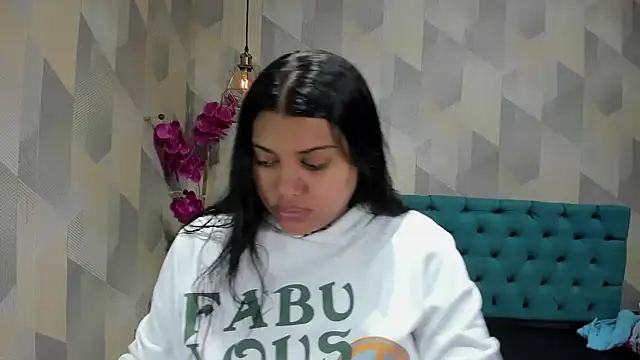 LindaBreeS online show from October 2, 1:25 pm