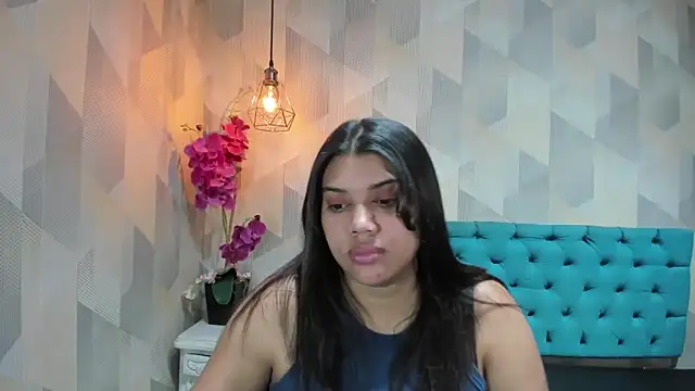 LindaBreeS online show from May 31, 3:51 pm