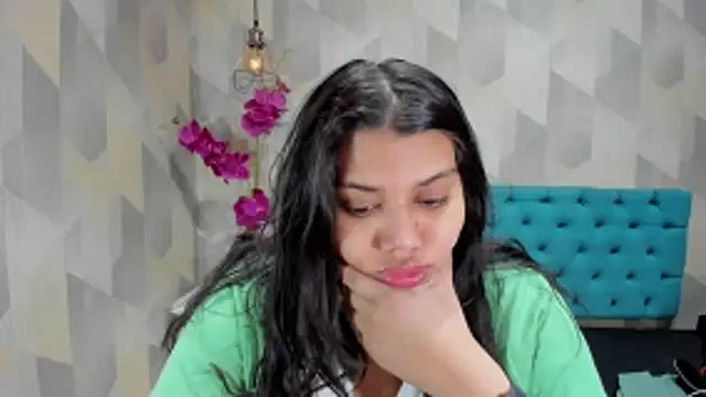 LindaBreeS online show from October 24, 3:11 pm