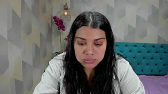 LindaBreeS online show from November 8, 3:26 pm