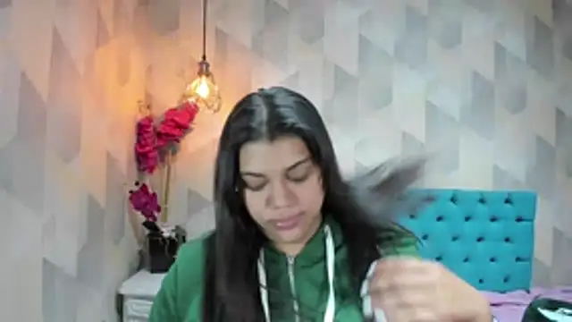 LindaBreeS online show from May 25, 3:50 am