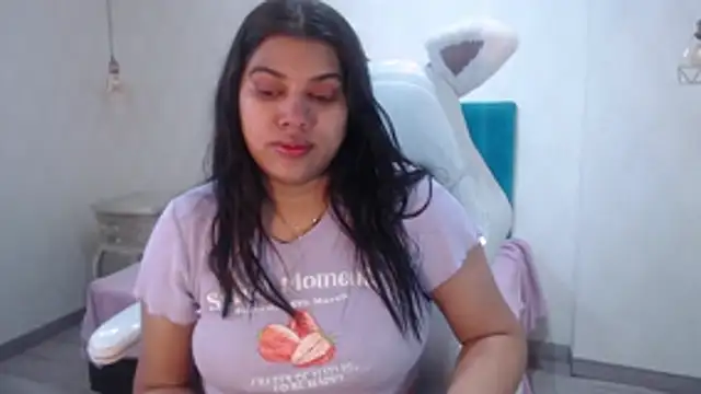 LindaBreeS online show from November 29, 10:04 am