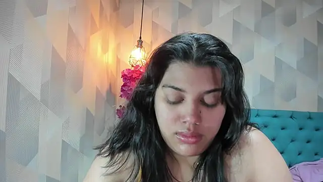 Snapshot of LindaBreeS chatting on January 31, 7:12 pm LindaBreeS online show from January 31, 7:12 pm