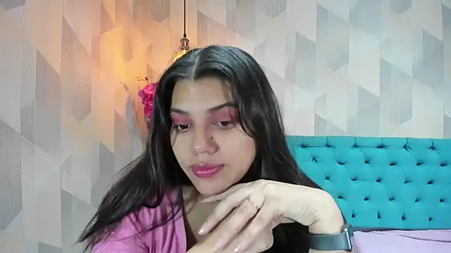 LindaBreeS online show from June 15, 11:21 am