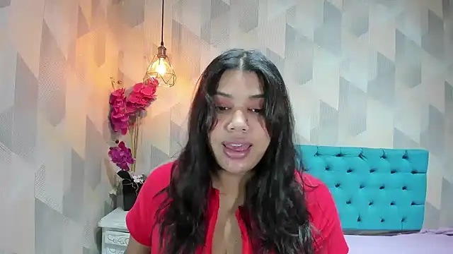 LindaBreeS online show from May 23, 1:32 pm