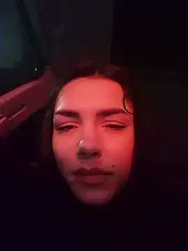 Snapshot of JolieLizz chatting on October 11, 6:09 pm JolieLizz online show from October 11, 6:09 pm