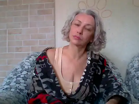 Lorie Carrie online show from May 30, 7:47 am