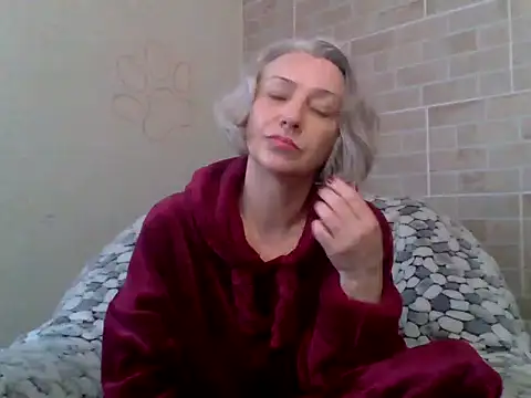 Lorie Carrie online show from January 8, 11:38 am