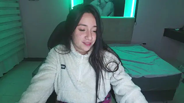 Andrea Ramos online show from February 27, 7:41 am
