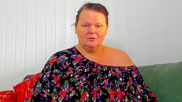 MilanaBiegert online show from February 25, 10:04 am