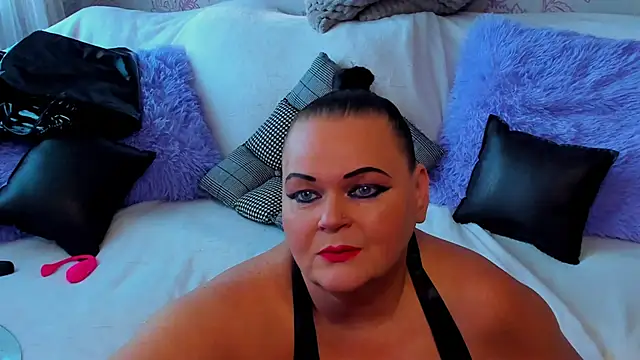 Snapshot of MilanaBiegert chatting on September 23, 5:58 am MilanaBiegert online show from September 23, 5:58 am