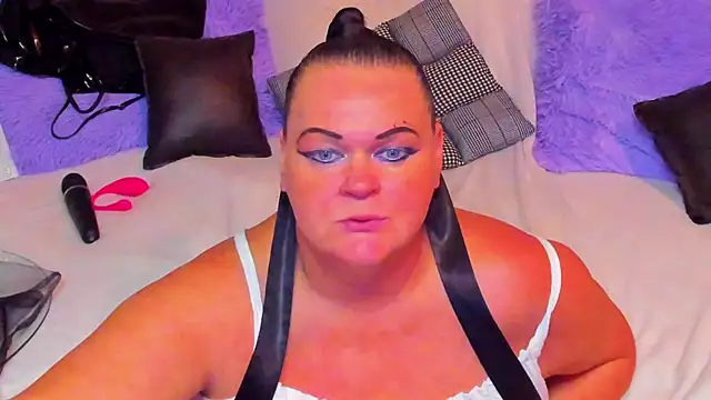 Snapshot of MilanaBiegert chatting on September 23, 7:10 pm MilanaBiegert online show from September 23, 7:10 pm