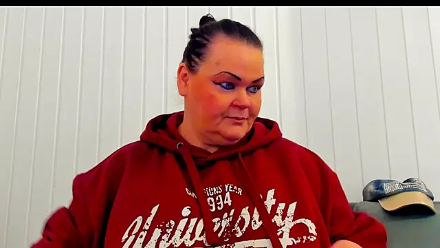 MilanaBiegert online show from January 7, 11:48 am