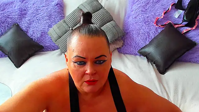 Snapshot of MilanaBiegert chatting on September 30, 7:58 am MilanaBiegert online show from September 30, 7:58 am