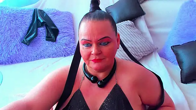 Snapshot of MilanaBiegert chatting on March 19, 10:11 am MilanaBiegert online show from March 19, 10:11 am