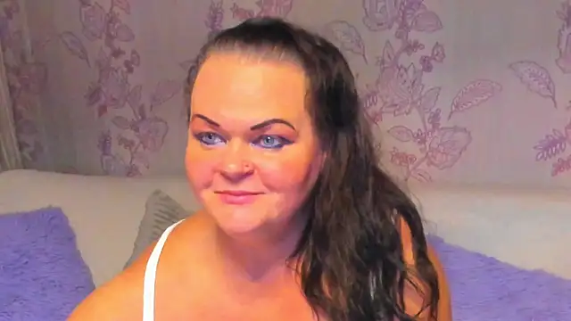 Snapshot of MilanaBiegert chatting on September 27, 8:15 pm MilanaBiegert online show from September 27, 8:15 pm