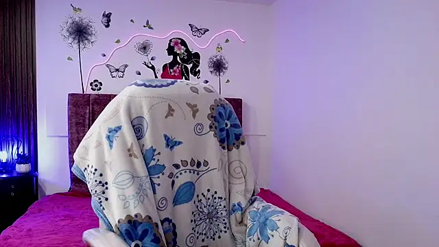 elena detroya online show from December 5, 12:37 pm