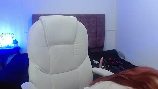 Snapshot of elena_detroya chatting on March 4, 12:33 pm elena detroya online show from March 4, 12:33 pm