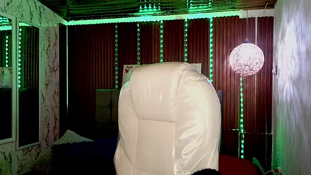 elena detroya online show from February 4, 12:44 pm