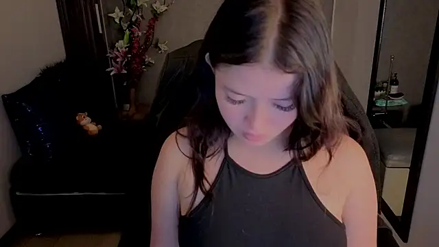 almma shy online show from October 1, 2:32 pm