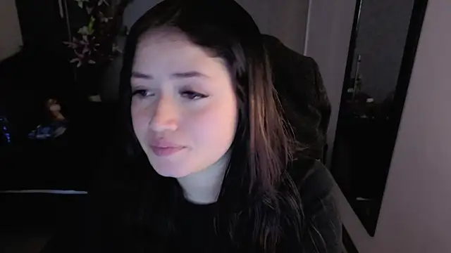 almma shy online show from November 6, 1:26 pm