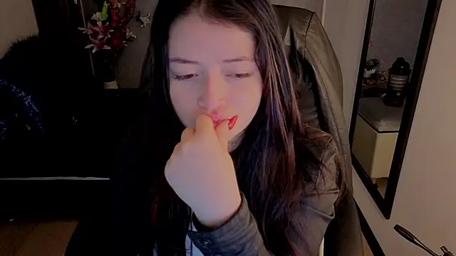 almma shy online show from October 20, 2:17 pm