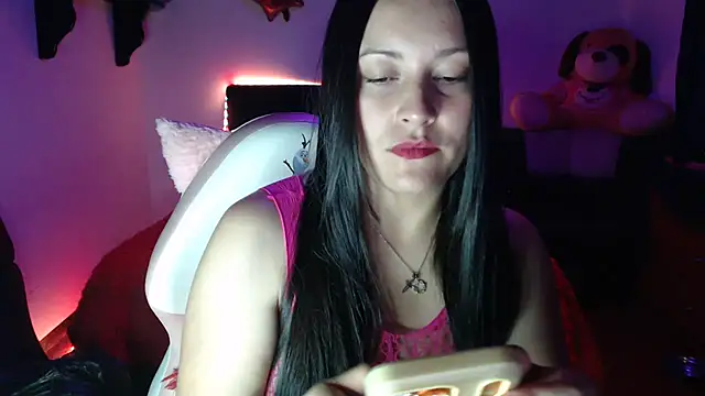 Allisonnlopez online show from March 24, 9:04 pm