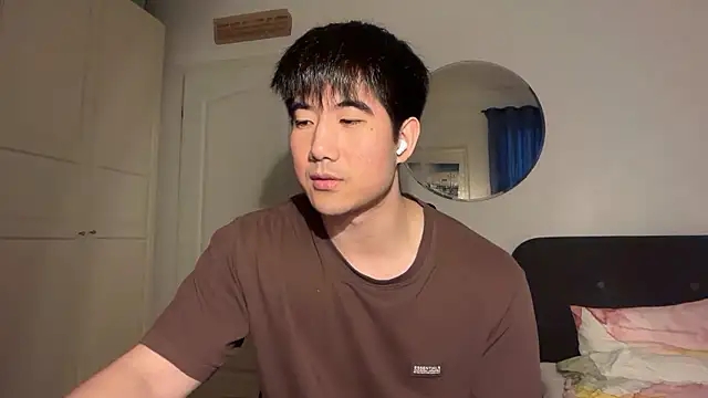 jungcock3210 online show from January 10, 3:18 pm