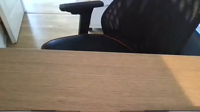 jungcock3210 online show from September 24, 12:44 pm