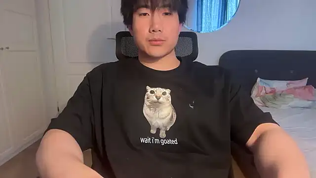 jungcock3210 online show from March 2, 2:35 pm