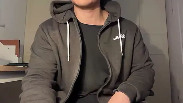 jungcock3210 online show from November 3, 11:25 am