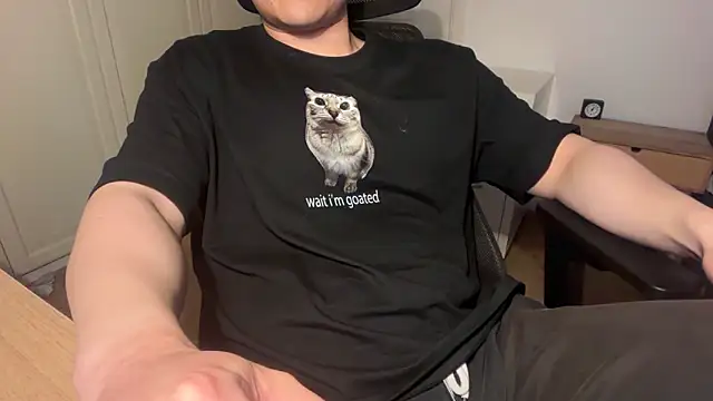 jungcock3210 online show from March 8, 4:21 pm