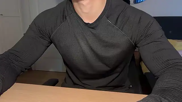 jungcock3210 online show from November 18, 1:03 pm