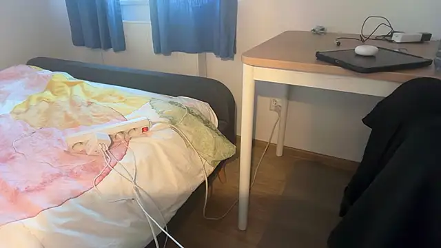 jungcock3210 online show from December 16, 1:26 pm