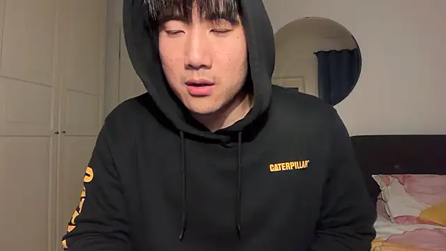 jungcock3210 online show from January 31, 7:12 pm