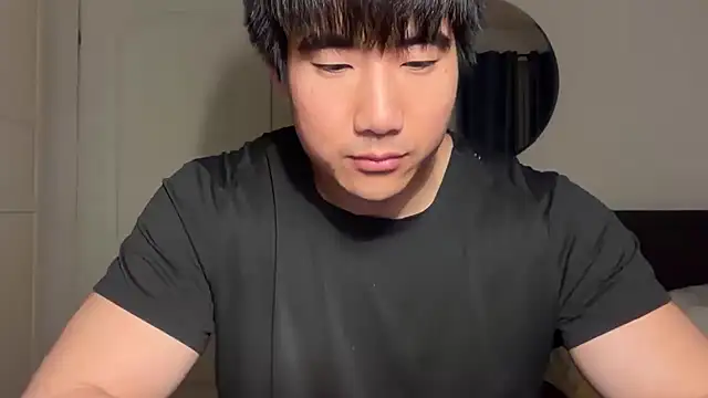 jungcock3210 online show from November 20, 5:08 am